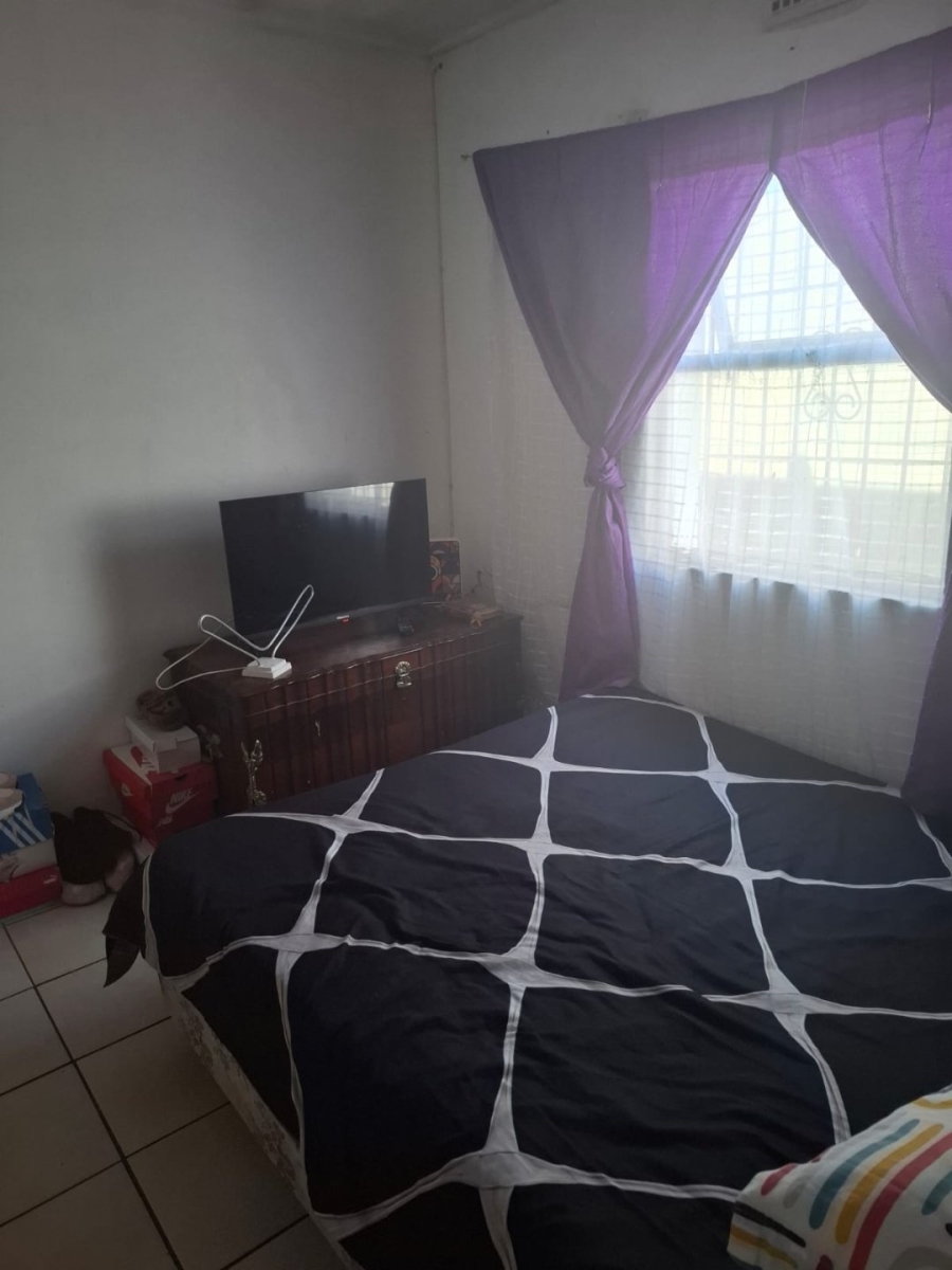 To Let 2 Bedroom Property for Rent in Portlands Western Cape